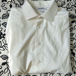 (765)NWT mens long sleeve dress shirt by Michael Strahan. ivory. 17 1/2–32/33.